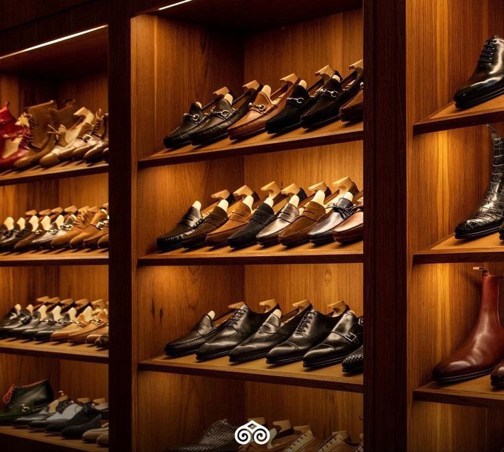 Men’s Shoe Collection