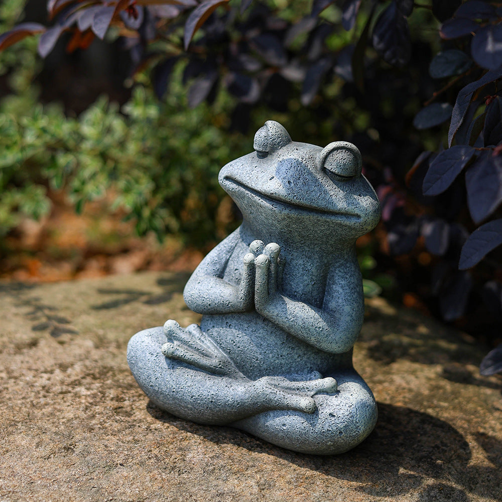 DOUCE & MIDA™ | STONE STATUETTES