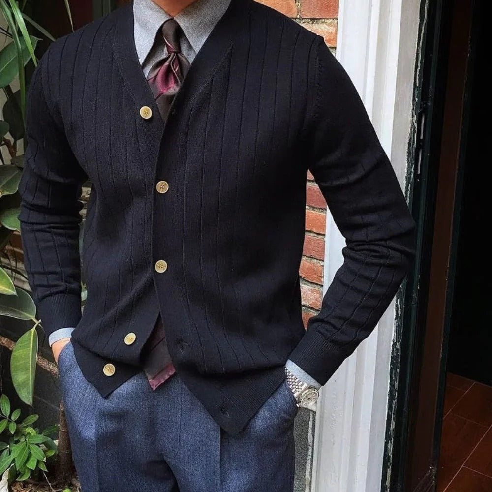 OLD MONEY KNITTED CARDIGAN WITH V-NECK