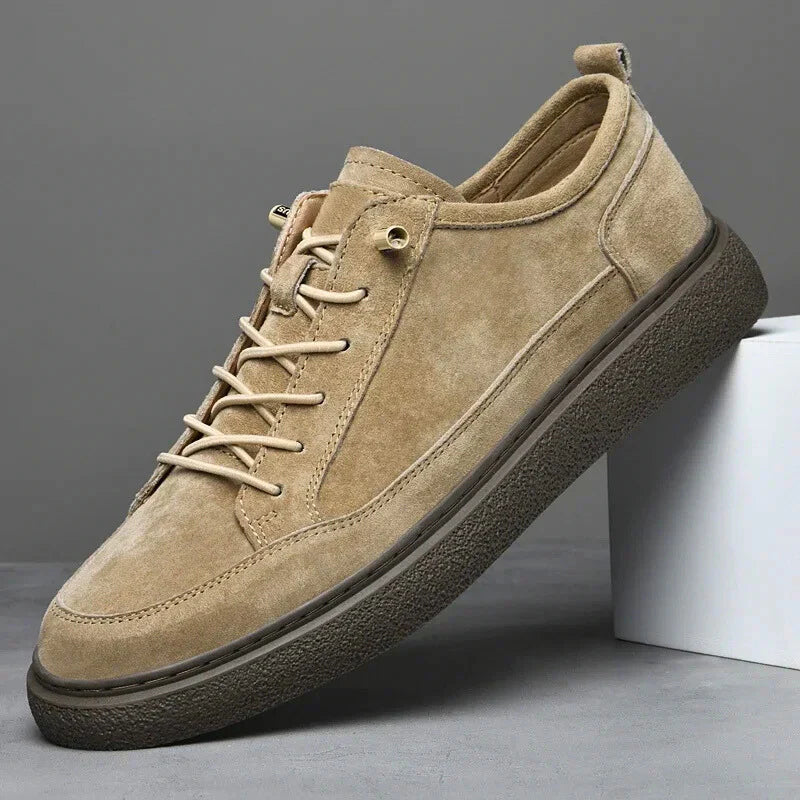 MIKE | SUEDE SNEAKERS