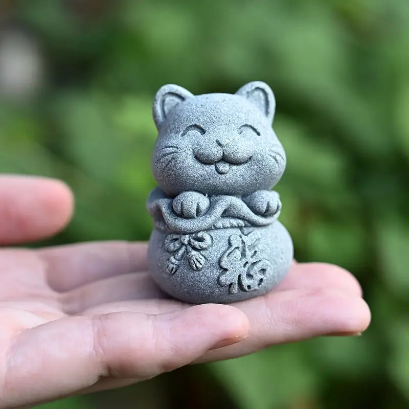DOUCE & MIDA™ | STONE CAT STATUETTES
