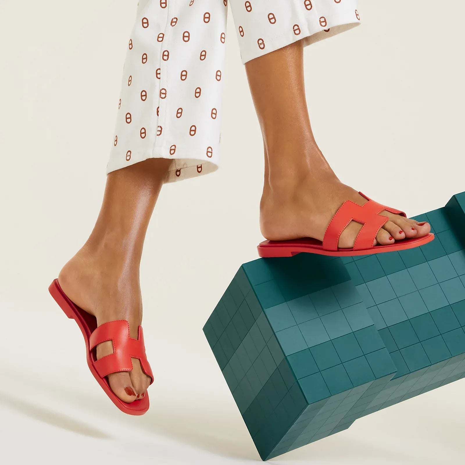 ARIS | ELEGANT SANDALS WOMAN