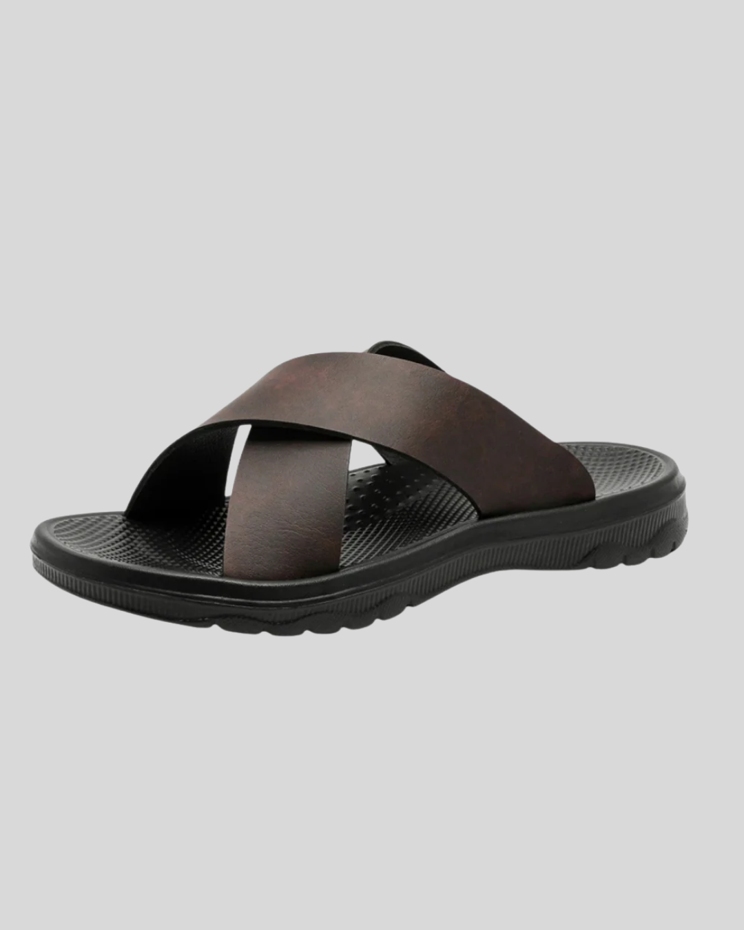 VISTIO | MEN’S CROSSED-STRAP SANDALS