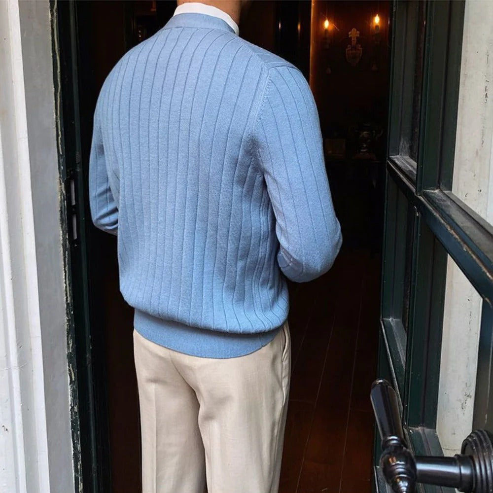 OLD MONEY KNITTED CARDIGAN WITH V-NECK