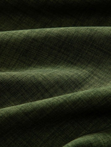 SHORT-SLEEVED SHIRT WITH STAND-UP COLLAR AND STRAIGHT-CUT LINEN TROUSERS