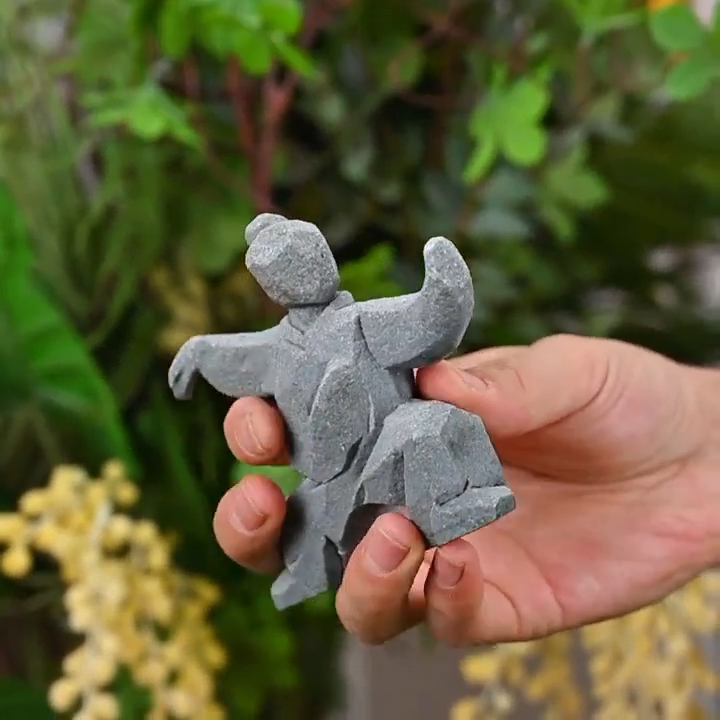 DOUCE & MIDA™ | STONE STATUETTE